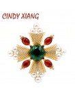 Cindy xiang New Arrival 2018 moda Pearl barokowy broszki Pin krzyż broszki dla kobiet płaszcz akcesoria biżuteria w stylu Vintag